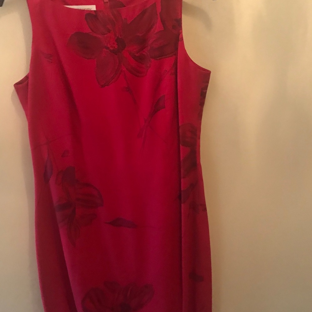 Sleeveless dress